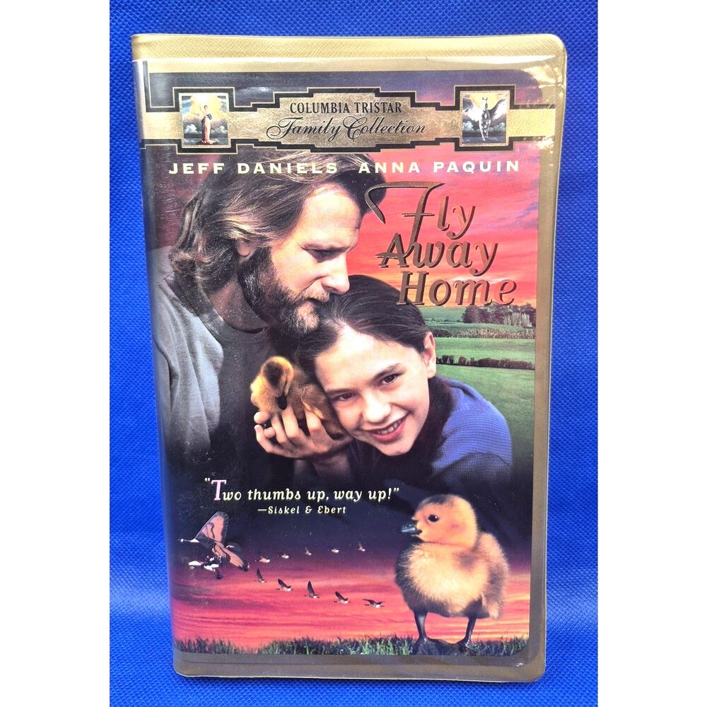 Fly Away Home VHS Classic Family Film Jeff Daniels Anna Paquin